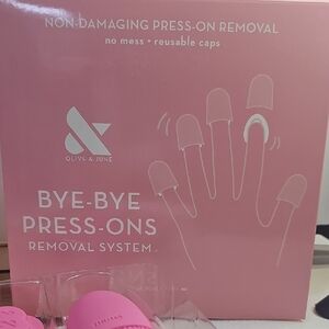Olive & June Pink Press-On Nail‎ Removal System